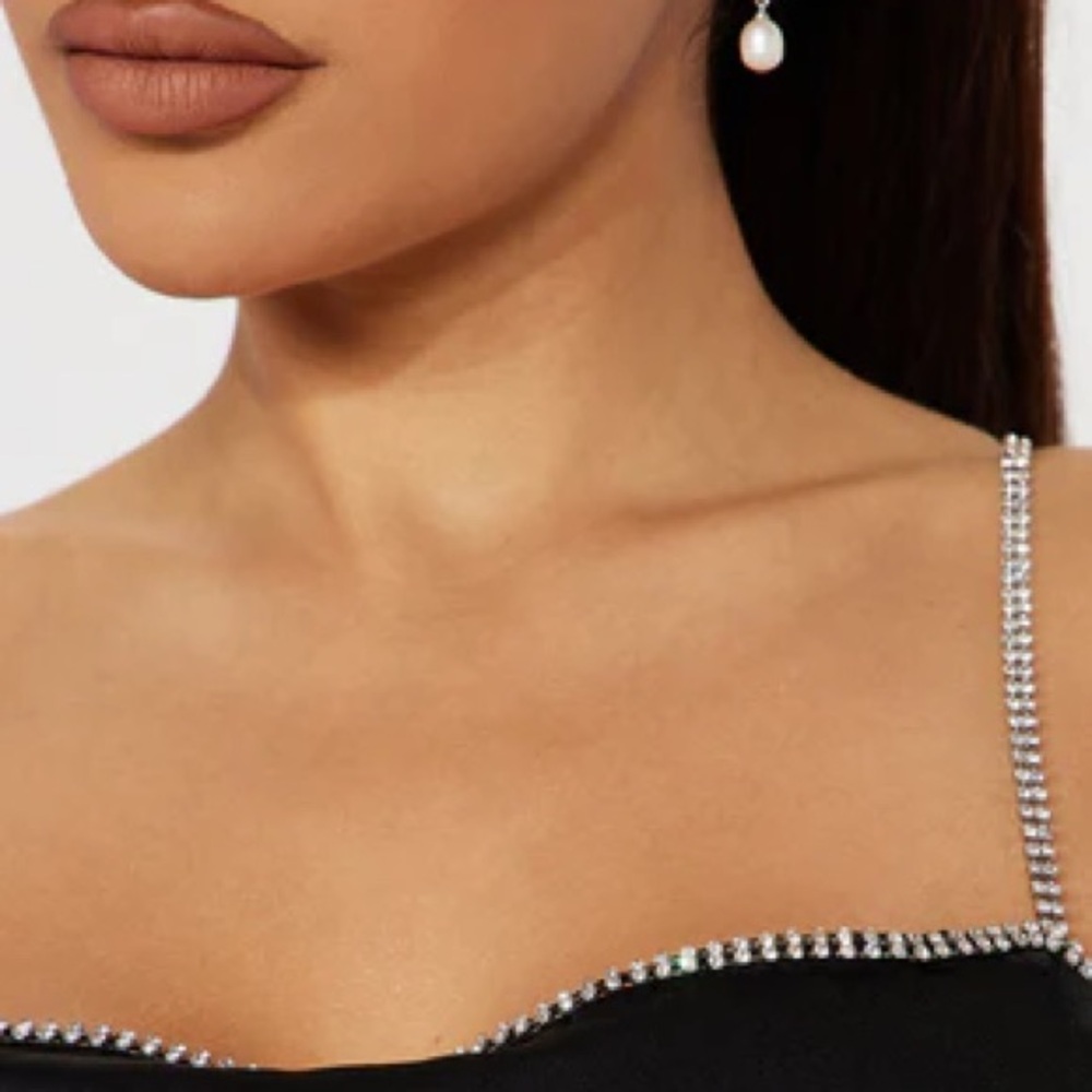 Chic Black Crop Top with Rhinestone Straps